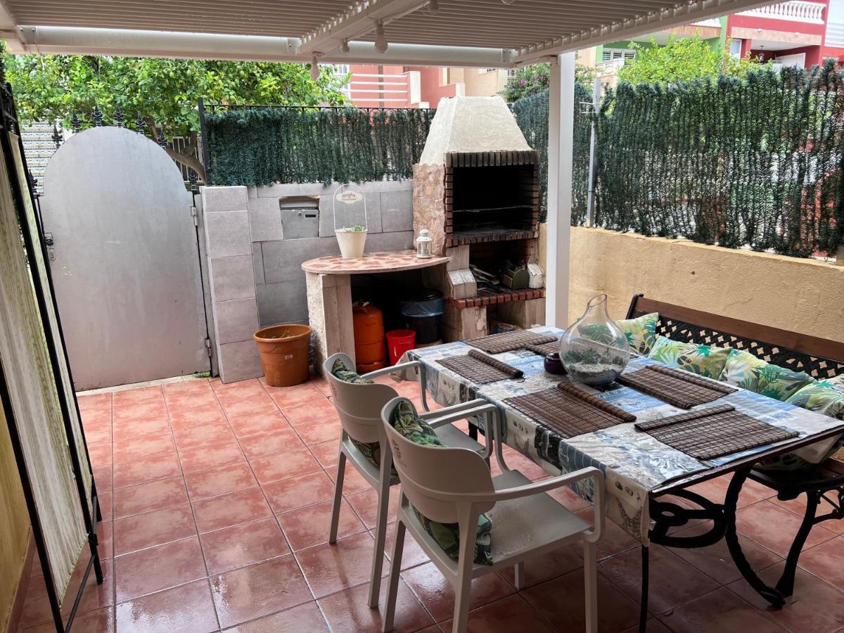Apartamento Barbacoa, Piscina Y Playa 푸에블라 데 파르날스 외부 사진