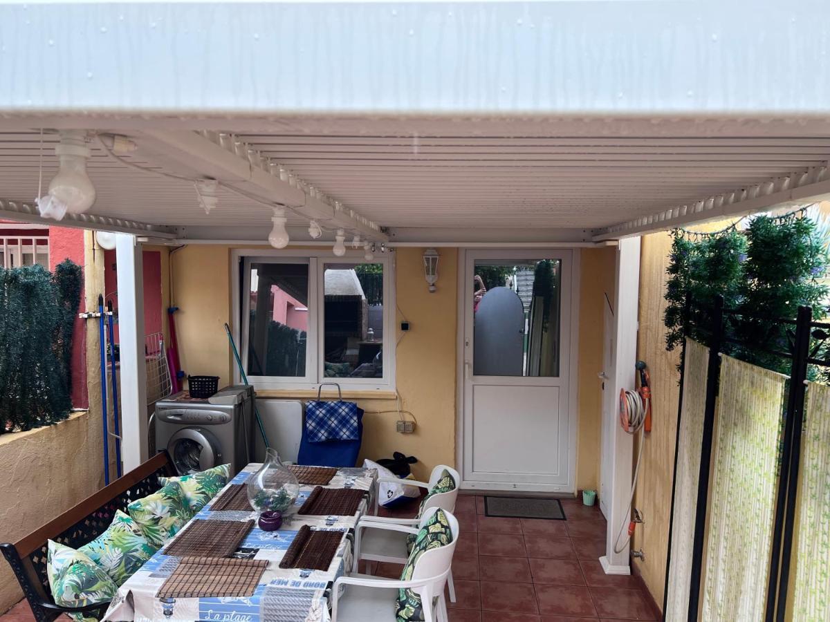 Apartamento Barbacoa, Piscina Y Playa 푸에블라 데 파르날스 외부 사진