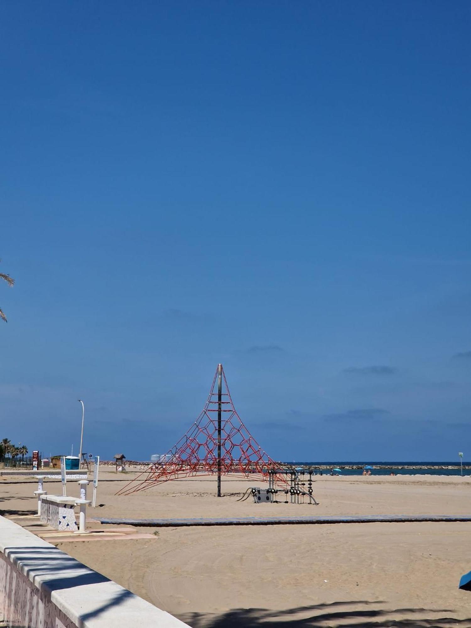 Apartamento Barbacoa, Piscina Y Playa 푸에블라 데 파르날스 외부 사진