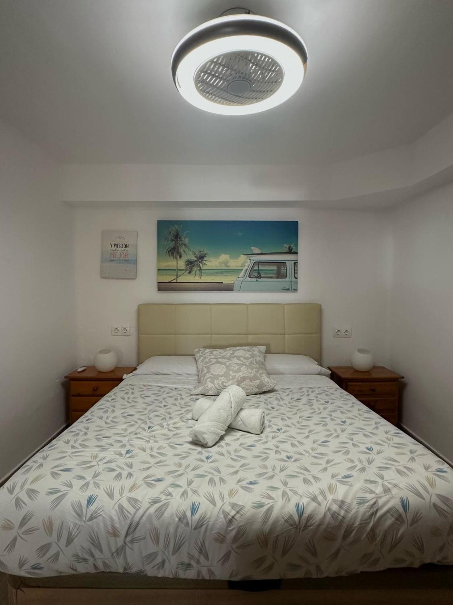 Apartamento Barbacoa, Piscina Y Playa 푸에블라 데 파르날스 외부 사진