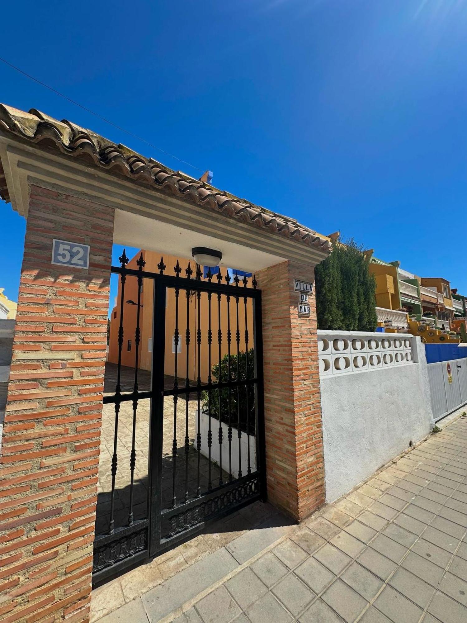 Apartamento Barbacoa, Piscina Y Playa 푸에블라 데 파르날스 외부 사진