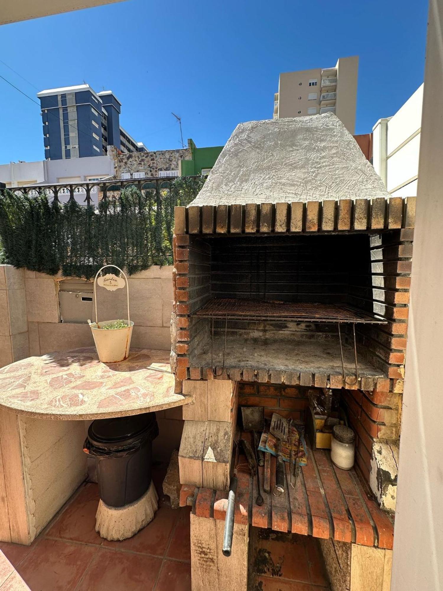 Apartamento Barbacoa, Piscina Y Playa 푸에블라 데 파르날스 외부 사진